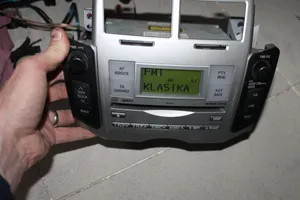 Toyota Yaris Radio/CD/DVD/GPS-pääyksikkö 861200D210