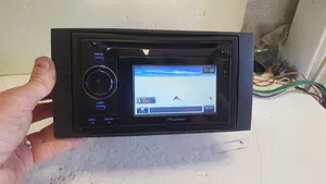 Volkswagen Transporter - Caravelle T5 Panel / Radioodtwarzacz CD/DVD/GPS PIONEER