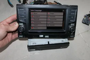 Volkswagen Golf VII Panel / Radioodtwarzacz CD/DVD/GPS 3G0919605