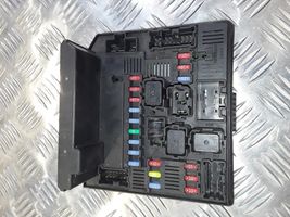 Nissan Qashqai Module de fusibles 519228324