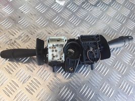 Renault Master II Interruptor/palanca de limpiador de luz de giro 54034997A