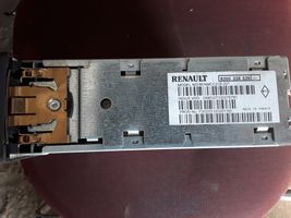 Renault Scenic II -  Grand scenic II GPS-navigaation ohjainlaite/moduuli 8200338529