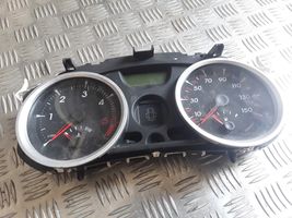 Renault Megane II Compteur de vitesse tableau de bord 8200720312