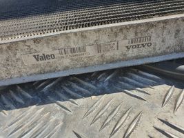 Volvo V70 Радиатор охлаждающей жидкости 9463441