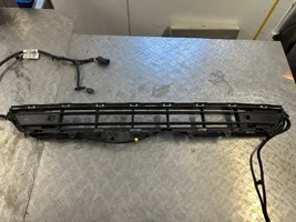 Volvo XC40 Mascherina inferiore del paraurti anteriore 31449342