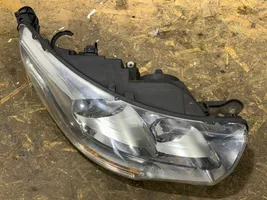 Citroen C4 II Lampa przednia 