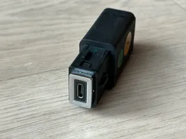 Peugeot 308 Connettore plug in USB 98483947VV
