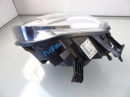 Renault Twingo III Lampa przednia 260103835R