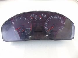 Audi A4 S4 B5 8D Compteur de vitesse tableau de bord 8D0919861C