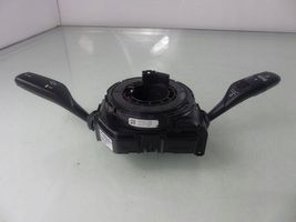 BMW 2 F46 Manetka / Przełącznik kierunkowskazów wycieraczek 9368597