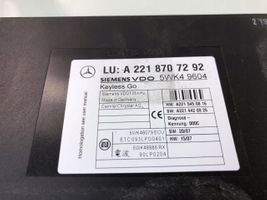 Mercedes-Benz S W221 Beraktės sistemos KESSY (keyless) valdymo blokas/ modulis A2218707292