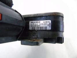 Volvo V40 Fan control module 