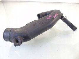 Suzuki Swift Manguera/tubo del intercooler 1388068L50