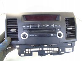 Mitsubishi Lancer VIII Radio/CD/DVD/GPS-pääyksikkö 