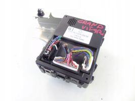 Suzuki Grand Vitara II Module confort 3677064J10