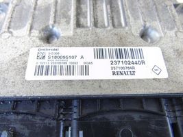 Dacia Duster Sterownik / Moduł ECU 237102440R