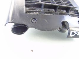 Toyota Yaris Chłodnica powietrza doładowującego / Intercooler 33010359