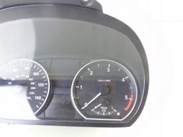 BMW 1 E82 E88 Compteur de vitesse tableau de bord 