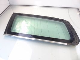 Volvo V70 Rear side window/glass 