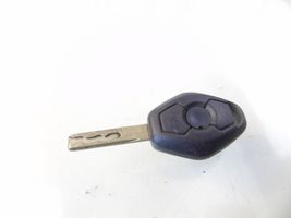 BMW 6 E63 E64 Tailgate exterior lock 7061327