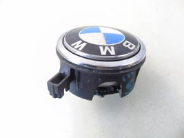 BMW 6 E63 E64 Tailgate exterior lock 7061327