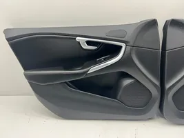 Volvo V40 Set di rivestimento sedili e portiere 