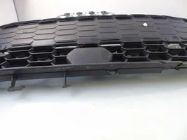 Audi A3 8Y Maskownica / Grill / Atrapa górna chłodnicy 8Y0853651