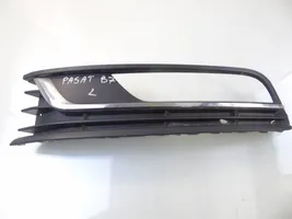 Volkswagen PASSAT B7 Front fog light trim/grill 3AA853665