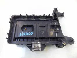 Volkswagen Scirocco Boîte de batterie 1K0915333H