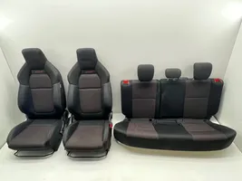 Suzuki Swift Set di rivestimento sedili e portiere 