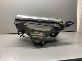 Volvo 740 Lampa przednia 1358944