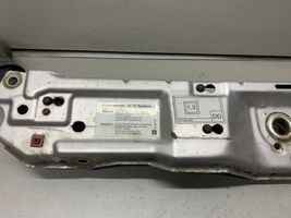 Opel Corsa C Ylempi jäähdyttimen ylätuen suojapaneeli 24418881