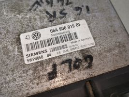 Volkswagen Golf IV Moottorin ohjainlaite/moduuli 06A906019BF