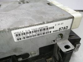 Chrysler Voyager Module de fusibles P04707993AD