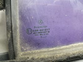 Mercedes-Benz S W220 Ventanilla de ventilación de la puerta trasera 43R001017