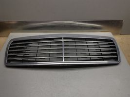 Mercedes-Benz E W210 Grille de calandre avant 2108880123