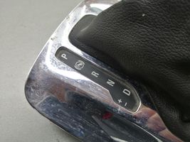 Opel Insignia A Pavarų perjungimo svirties apdaila (plastikinė) 13252047