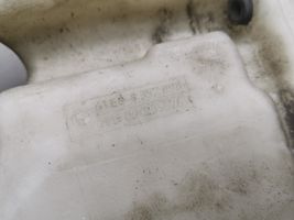 BMW 7 E38 Serbatoio/vaschetta liquido lavavetri parabrezza 8352898