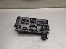 Volkswagen Golf II Fuse module 171941813D