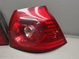 Volkswagen Golf V Aizmugurējo lukturu komplekts 1K6945095E
