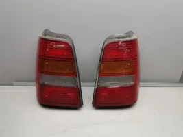 Volkswagen Golf III Lampy tylne / Komplet 1H9945111