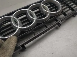 Audi 80 90 B3 Maskownica / Grill / Atrapa górna chłodnicy 893853655A