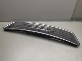 Audi A6 S6 C5 4B Grille de calandre avant 4B0853654A