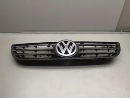Volkswagen Polo IV 9N3 Griglia superiore del radiatore paraurti anteriore 6Q0853653E