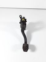 Volkswagen Touareg I Clutch pedal 7L0721318