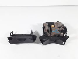 Renault Clio III Garniture de colonne de volant 8200408027