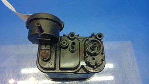 Lexus GS 300 350 430 450H Serbatoio a carbone attivo per il recupero vapori carburante 7770430200