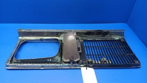 Oldsmobile Omega Griglia superiore del radiatore paraurti anteriore 559927LH