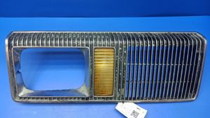 Oldsmobile Omega Grille calandre supérieure de pare-chocs avant 59699862