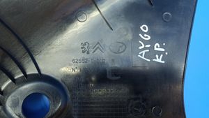 Toyota Aygo AB10 C-pilarin verhoilu 625520H010